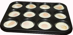 Spiegeleier in Muffinform zubereiten