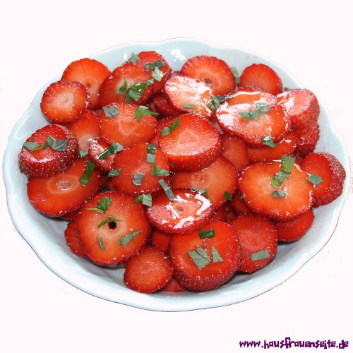 Erdbeersalat mit Minze