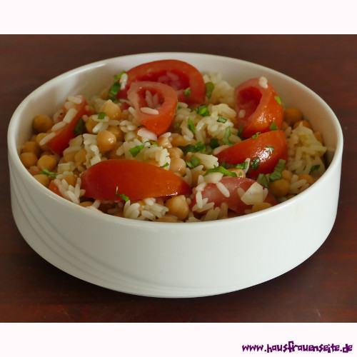 Tomaten-Reissalat mit Kichererbsen