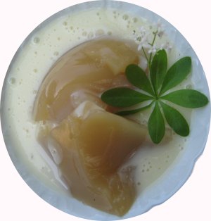 Waldmeister Wackelpudding mit Vanillesauce