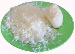 geraspelter Mozzarella