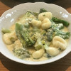 Gnocchi in Krutersoe mit Brokkoli