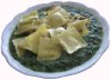 Rahmspinat mit gebratenen Ravioli