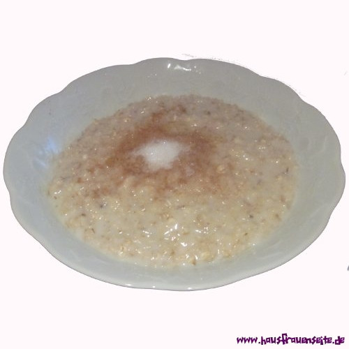 Porridge mit Zucker und Zimt