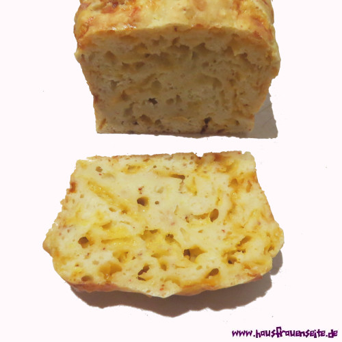 Cheddar-Kse-Brot