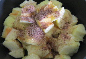 Apfeltiramisu mit Calvados zubereiten