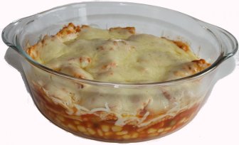 der fertige Dosenravioliauflauf mit Mais