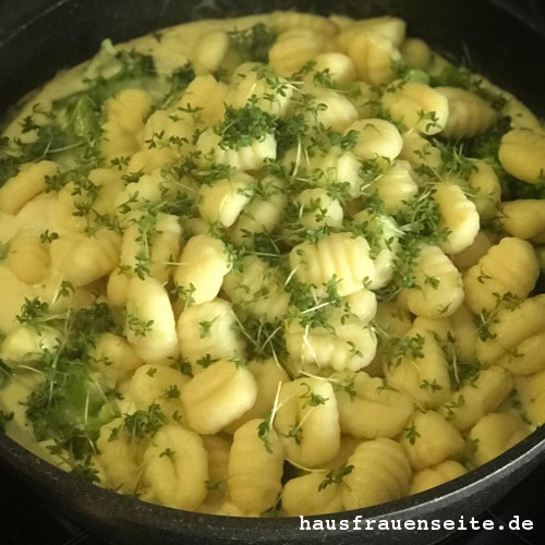 Gnocchi mit Brokkoli und Krutersoe