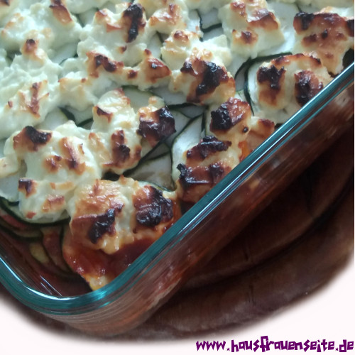 Zucchini Auflauf mit Hackfleisch und Feta