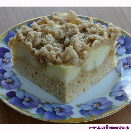 Apfelkuchen auf dem Blech