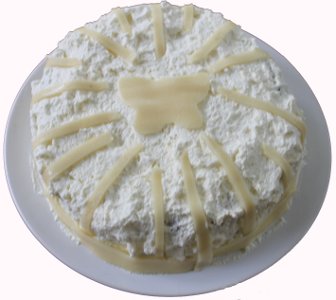 Unser Rezept fr Mohntorte mit Marzipan und Sahne