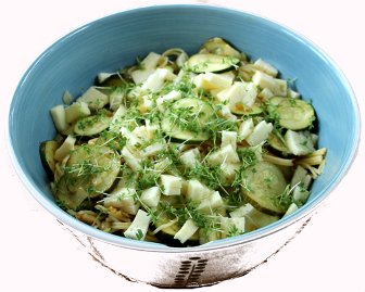 Chilinudeln mit Zucchini