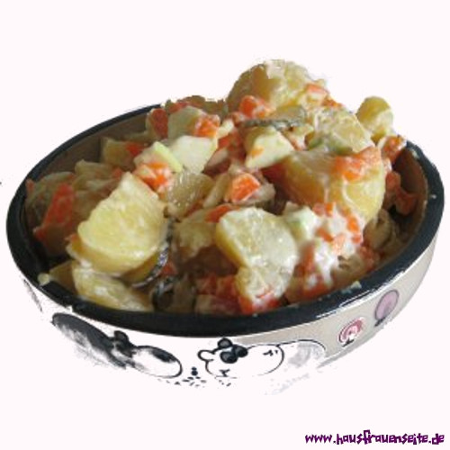 Kartoffelsalat mit Paprika und Apfel